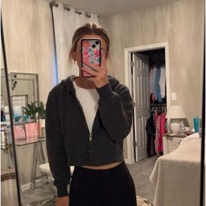 brandy melville cropped sweatshirt